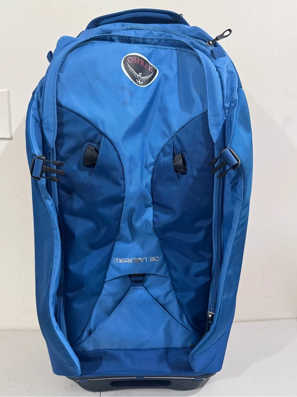 OSPREY Teal Blue Rolling Travel Pack